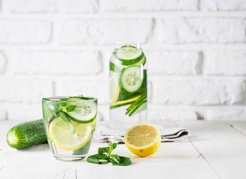 Comparison Of Cucumber Water And Lemon Water